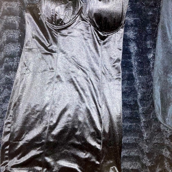 LBD - Picture 9 of 9